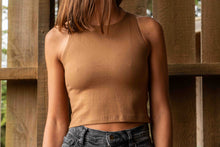 Cargar imagen en el visor de la galería, top algodon mujer, lycra, habano,marron ,camel , comodo, deportivo, outfit, fitness, atemporal ,basico