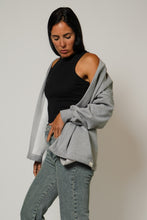 Cargar imagen en el visor de la galería, Poleron Ita - Gris Melange