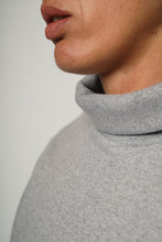 Cargar imagen en el visor de la galería, Poleron Abertura - Cuello