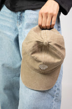 Cargar imagen en el visor de la galería, Gorra Concha - Beige
