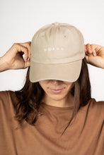 Cargar imagen en el visor de la galería, Gorra Moana - Crema
