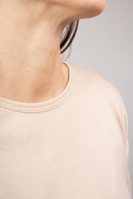 Cargar imagen en el visor de la galería, Polera Itagua - Beige
