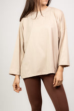Cargar imagen en el visor de la galería, Polera Olivia Manga 3/4 - Beige
