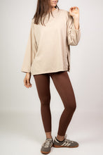 Cargar imagen en el visor de la galería, Polera Olivia Manga 3/4 - Beige
