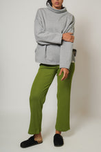 Cargar imagen en el visor de la galería, Pantalón - Verde Palta
