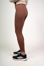 Cargar imagen en el visor de la galería, Calzas Deportivas - Lycra Camel
