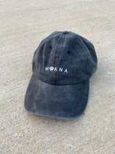 Cargar imagen en el visor de la galería, gorras atemporales, basicas, urbanas, deportivas,diseño unico, jeans
